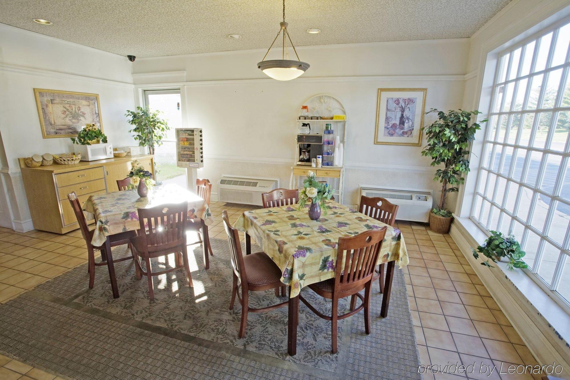 Americas Best Value Inn Richmond South Bellwood Buitenkant foto