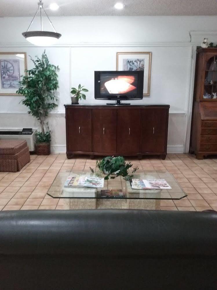 Americas Best Value Inn Richmond South Bellwood Buitenkant foto