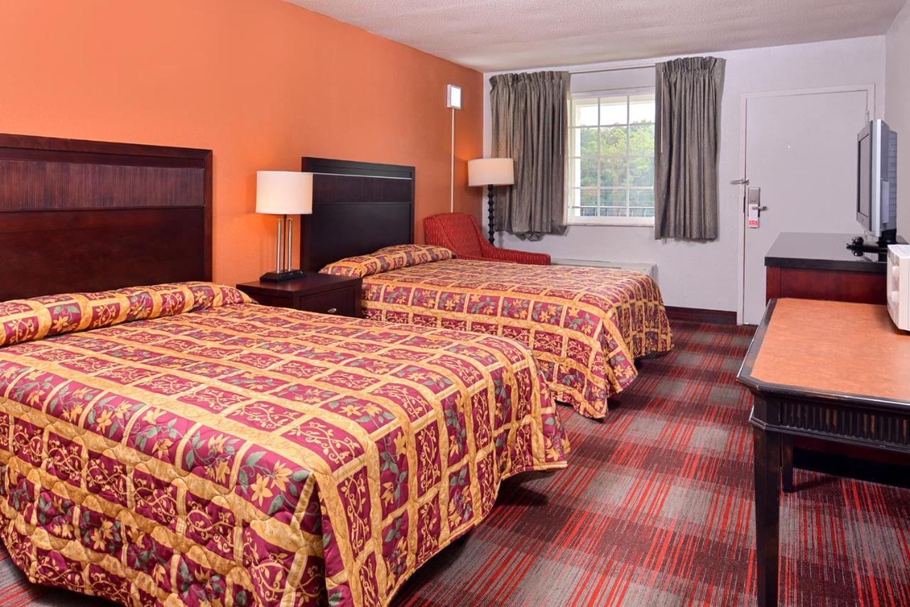 Americas Best Value Inn Richmond South Bellwood Buitenkant foto
