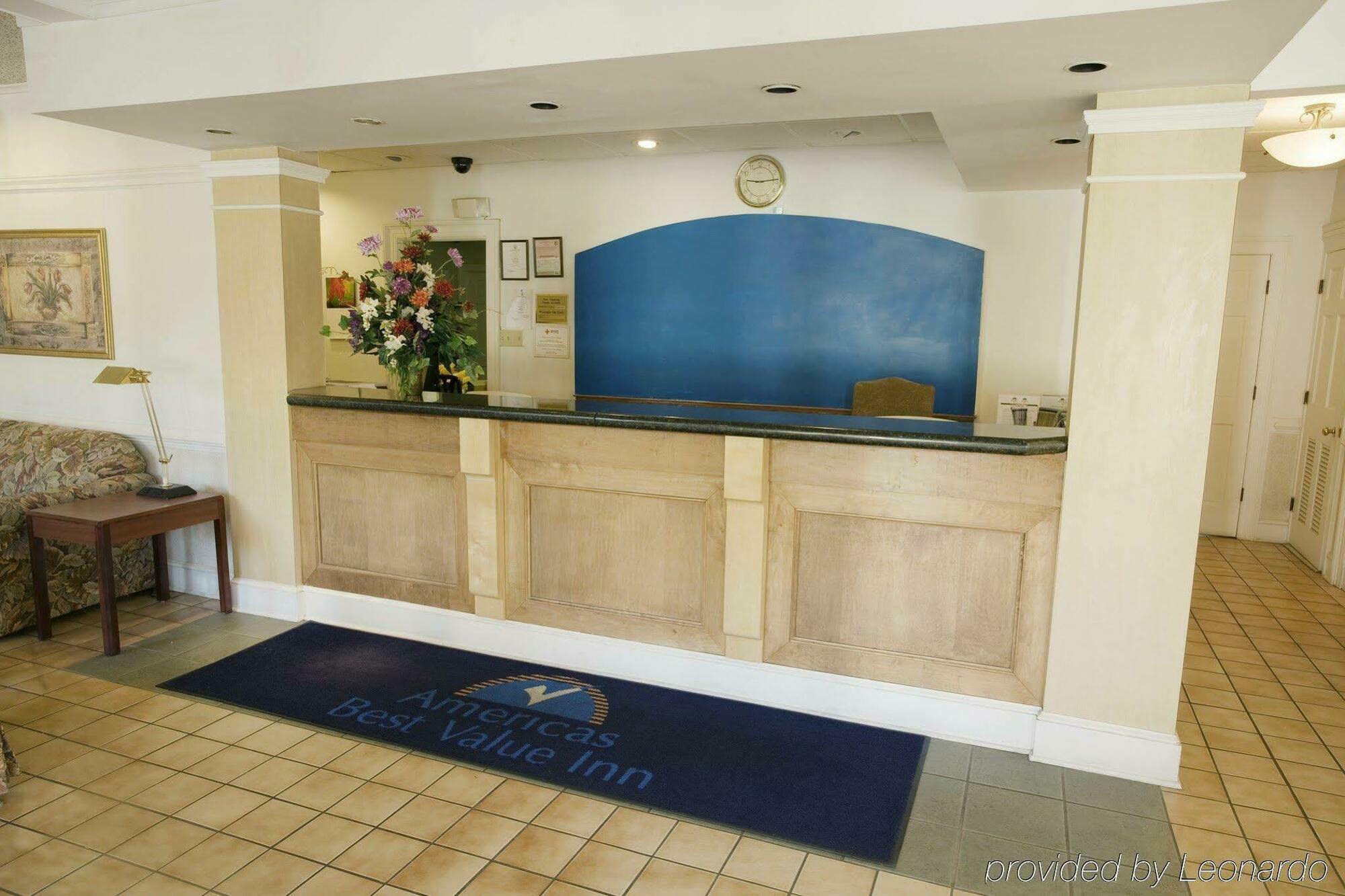 Americas Best Value Inn Richmond South Bellwood Interieur foto